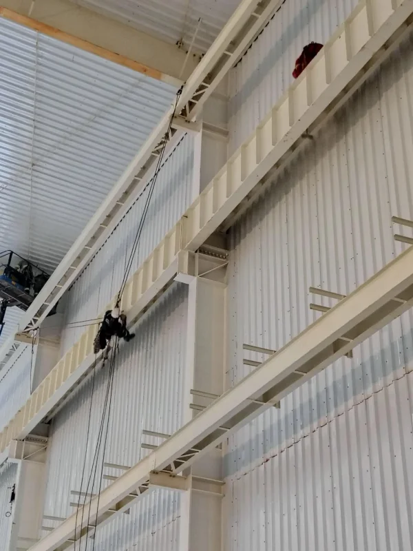 Limpeza especializada em altura