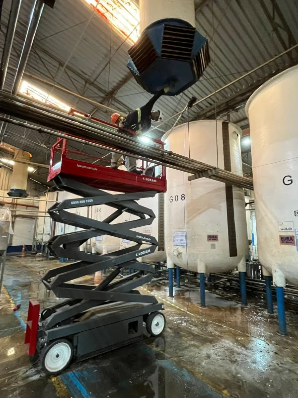 Limpeza pesada em Santo Antônio de Posse